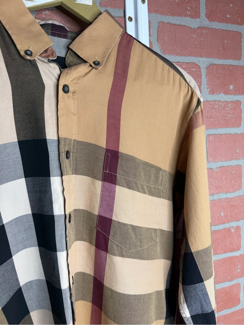 Burberry Check Button Up T-Shirt Plaid Long Sleeve Tee Mens Size Medium - Picture 3 of 10